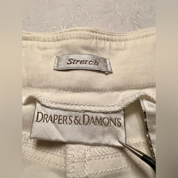 Women's Classic Cream Capris - Picture 2 of 8